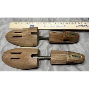 Vintage Gordon Scott Cedar Wood Women Shoe Trees Size Medium